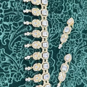 American Golden diamonds necklace